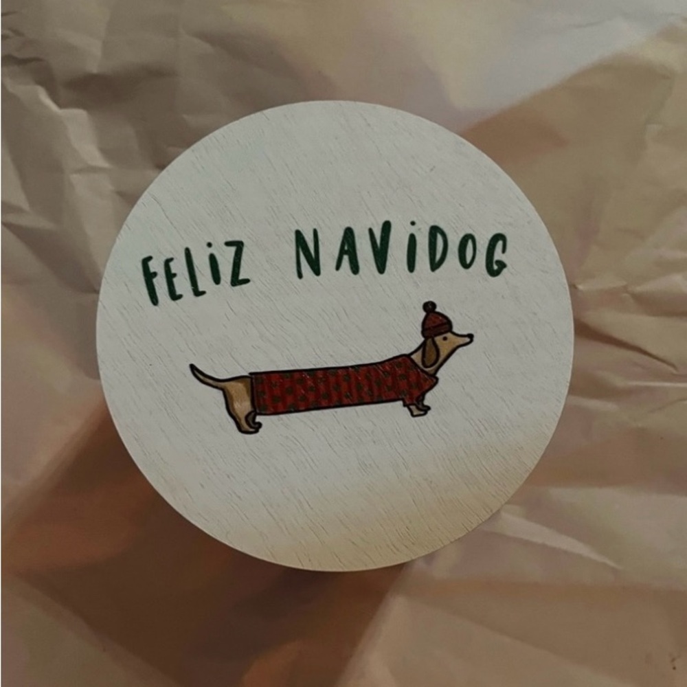 Sand and Paws Candle